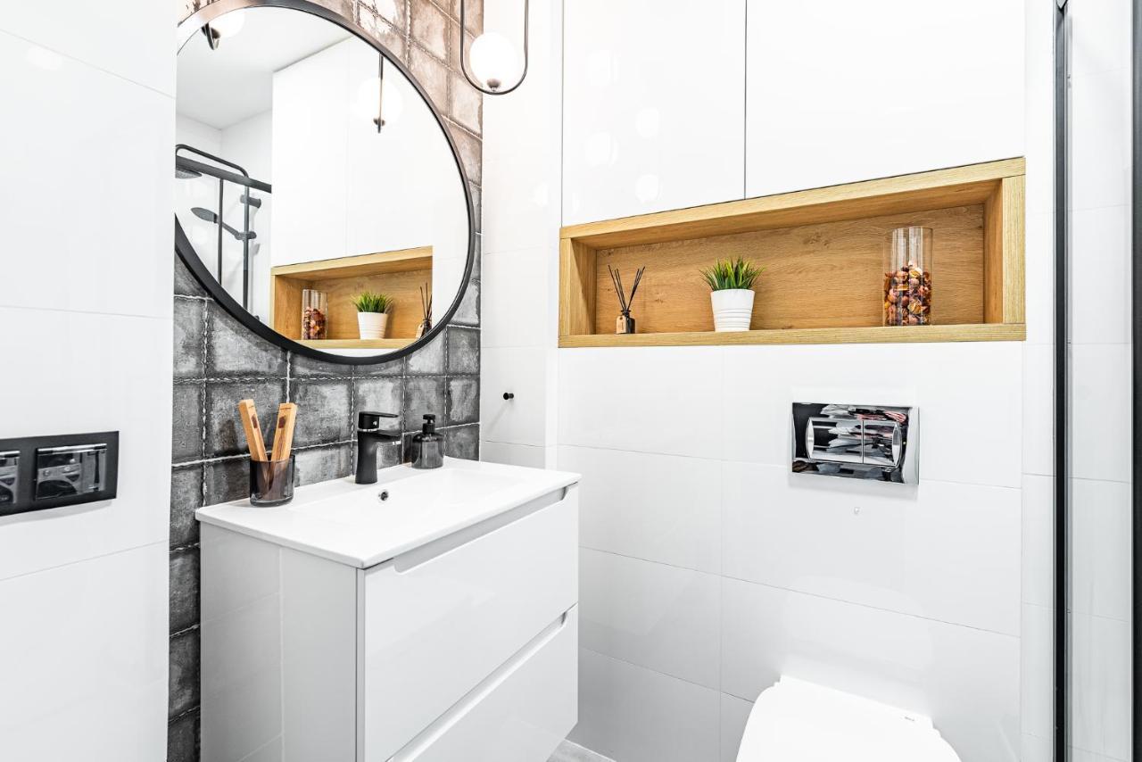 Apartment Frida Katowice Ligota Near Hospitals & Sum מראה חיצוני תמונה